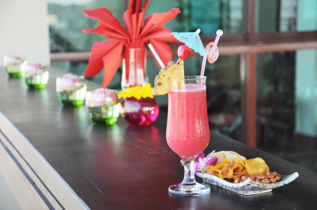 V N E Hotel Phnom Pen Exterior foto